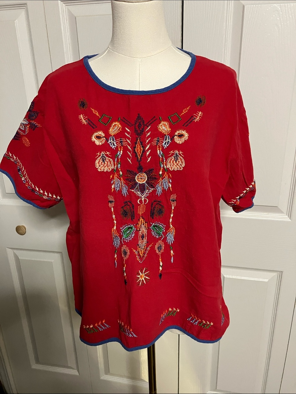 Source Unknown Red Embroidered Tunic with Blue Trim